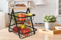 To-etagers metalfrugtkurv med træhåndtag, sort