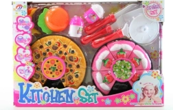 Plastiksæt med service og mad til børn