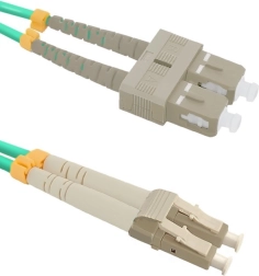 Optisk patchcord LC/UPC-SC/UPC multimode OM4 1 m