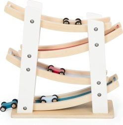 Træ-kaskade racerbane