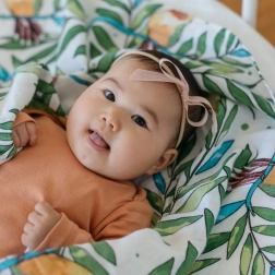 Tommy Lise musselinklud af økologisk bomuld Airy Grace 120 x 120 cm