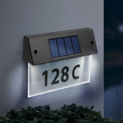 Solcellebelysning til husnummer med gennemsigtig plexiglasplade og koldhvide LED'er
