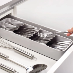 Plastikbestikbakke med 5 rum