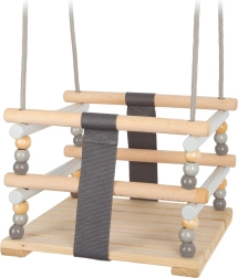 Trægyngestol til børn i skandinavisk stil