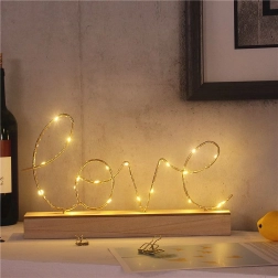 Stående dekoration "LOVE" med LED-belysning