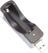 USB-oplader til 3,7 V 600 mAh til fjernstyrede CARRERA-biler