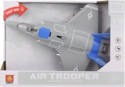 Batteridrevet jagerfly med lyde og lys