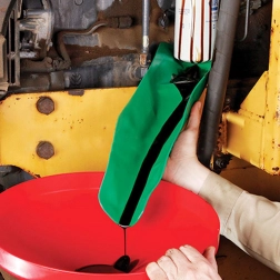 Værktøj til olieskift i biler