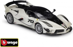 Bburago Ferrari FXX-K EVO nr. 70 sort-hvid model 1:18