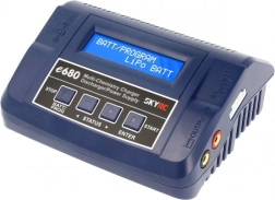 SkyRC e680 oplader