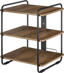 Stilfuldt skab med tre hylder