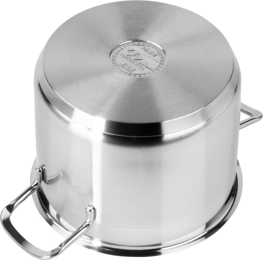 Alsidig brug på alle typer komfurer inklusive induktion