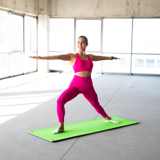 Praktiske øjer til ophæng på væg