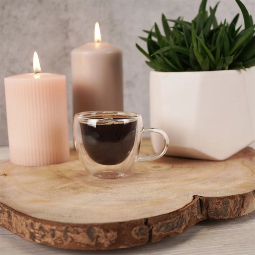 Let og alsidigt materiale