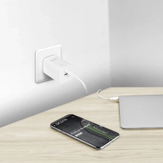 Hurtig opladning op til 45 W med Power Delivery 3.0