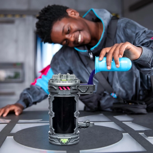 Eksperiment i beholder: hæld, ryst, afslør!