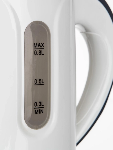 Kompakt 0,8 l volumen med tydelig skala