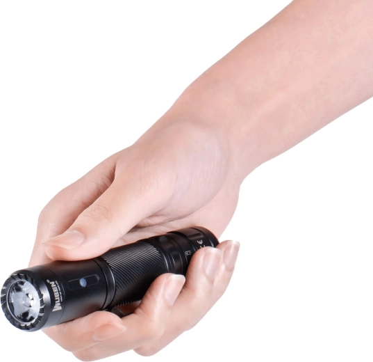 Bekvem USB‑C‑opladning på 3 timer