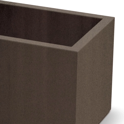 Let og holdbart materiale