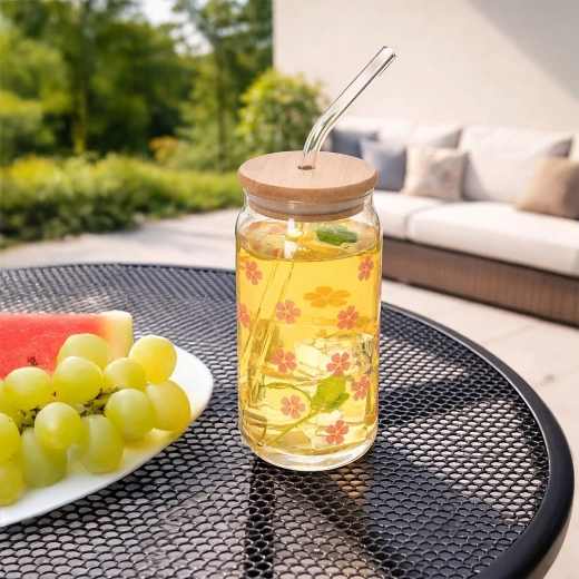 Stilfuldt krus til sommerdrinks