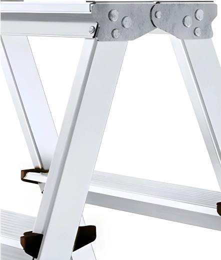 Let, men stærk aluminiums­konstruktion