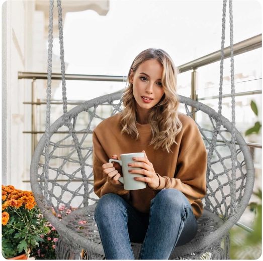 Komfortabelt sæde og høj ryg