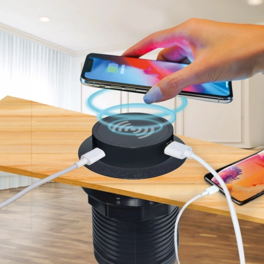 Hurtig opladning via USB-C PD og USB-A QC 3.0