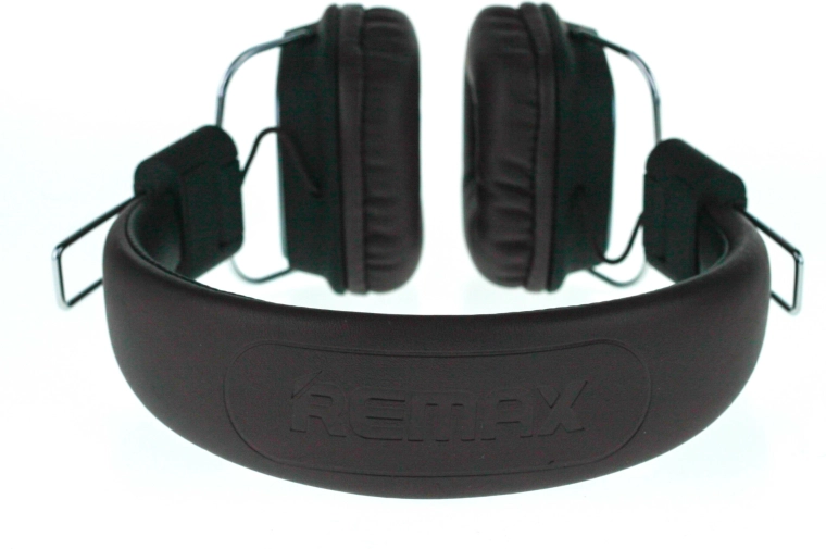 Robust REMAX‑design