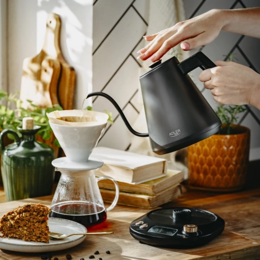 Præcis skænkning til filterkaffe
