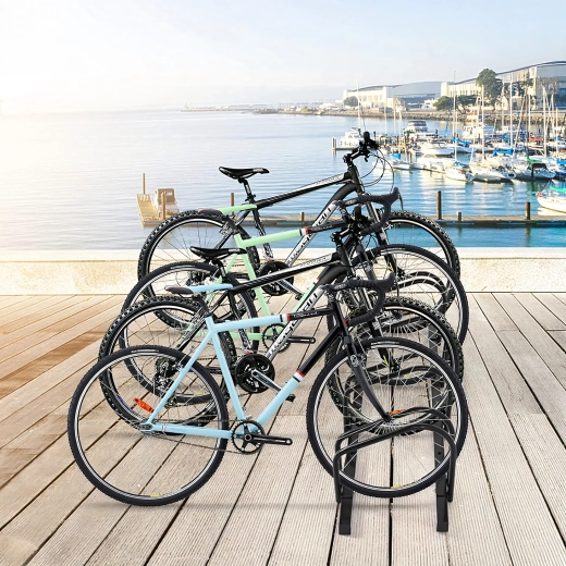 Kapacitet til 4 cykler sparer plads