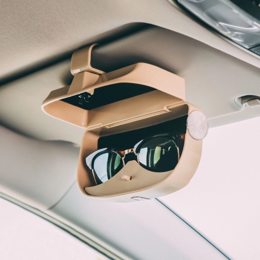 Brille- og kortholder til bilen med klemme – beige