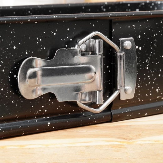 Udvidelig kant for nem udløsning