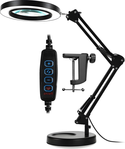 LED-bordlampe med lup