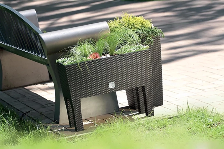 Holdbart materiale med rattan-look