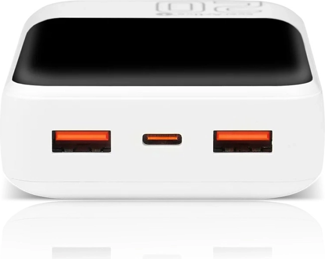 Tre porte til samtidig strømforsyning