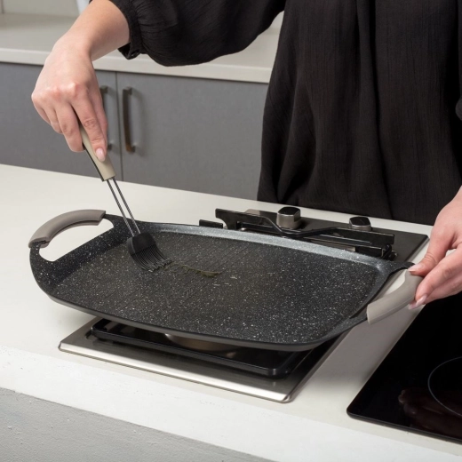 Non-stick femlags granitbelægning
