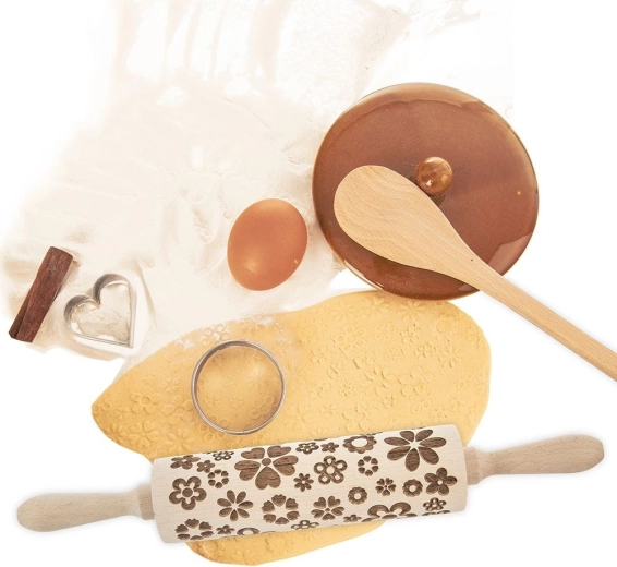 Fin blomsterrelief til effektfuld bagning