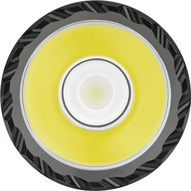 Ydelse 1250 lm og rækkevidde 240 m