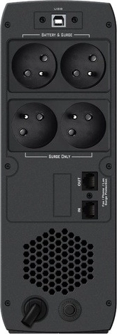 Praktiske tilslutninger: 4× stikkontakt og 2× USB-opladning