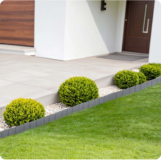 Ren adskillelse af græsplæne og grus