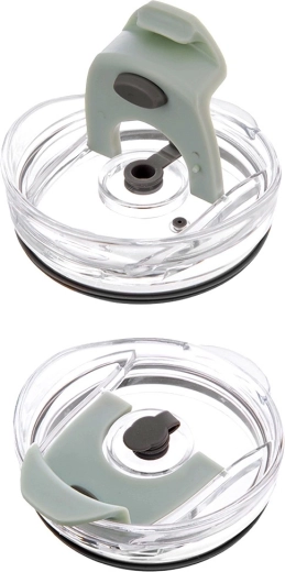 Tætsluttende låg med hul til sugerør