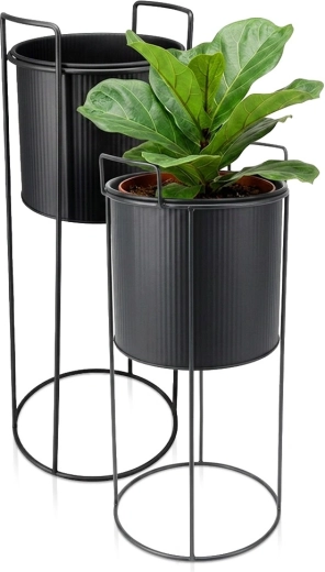 Sort metalblomsterstativ med to urtepotter