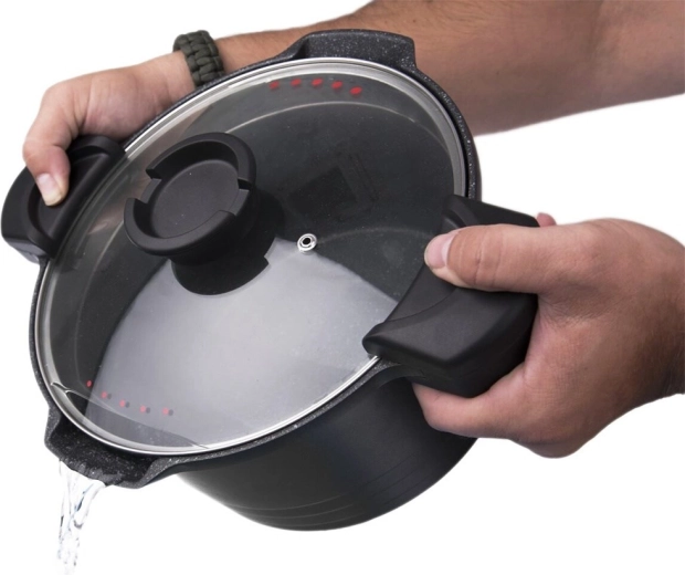 Brede håndtag og sikker aftapning