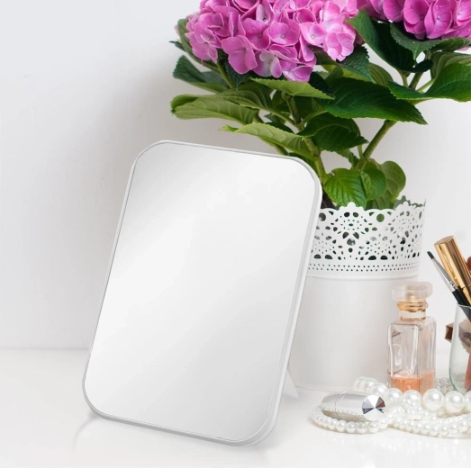 Klar refleksion til præcis makeup