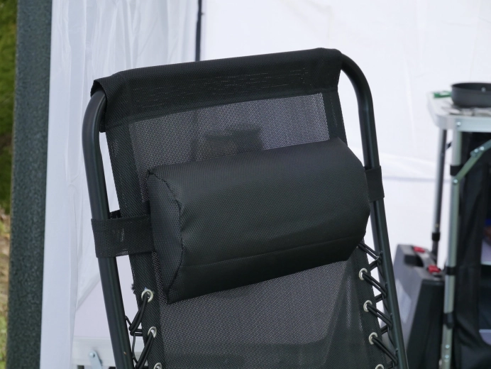 Justerbar position og hovedstøtte