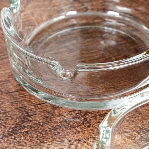 Fire praktiske cigarethvilere