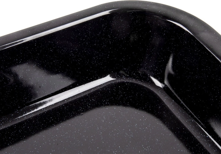 Høje kanter til saftig stegning