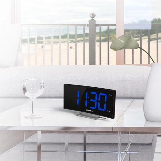 Justerbar lysstyrke og Snooze-funktion