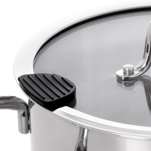 Jævn opvarmning takket være flerlagsbunden