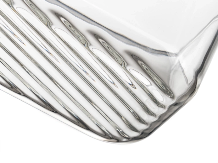 Praktisk rektangulær form og overskueligt design